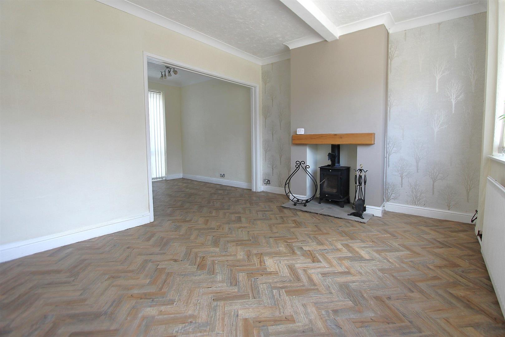 2 bed property in Fairfield Road, Stourbridge